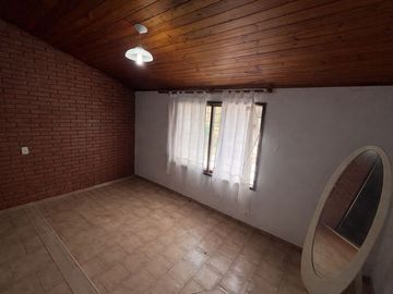 VENTA CASA 3 DORMITORIOS - BARRIO INDUSTRIAL