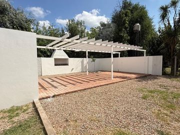 Casa a Estrenar en El Remanso Pileta Parrilla Luz