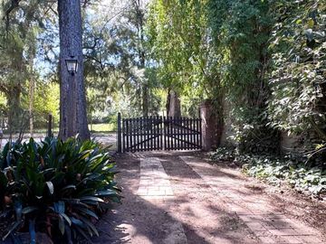 CASA EN  VENTA BARRIO LA ESMERALDA