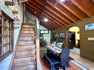 CASA EN  VENTA BARRIO LA ESMERALDA