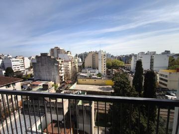 departamento en alquiler dos amb. c. balcon Flore