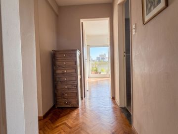 VENTA 3 AMB + DEPEND. BALCON, COCHERA Y BAULERA