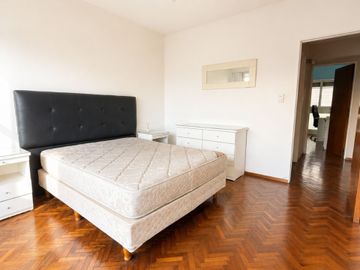 VENTA 3 AMB + DEPEND. BALCON, COCHERA Y BAULERA