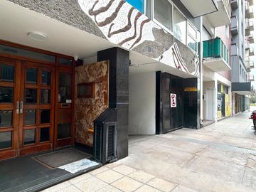 Venta Departamento 3 ambientes Plaza Colon