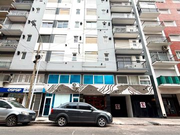Venta Departamento 3 ambientes Plaza Colon