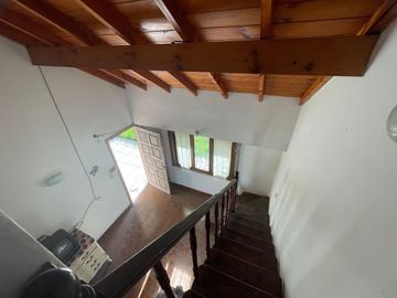 VENTA CASA 4 AMBIENTES CON QUINCHO GARAGE S. CLARA