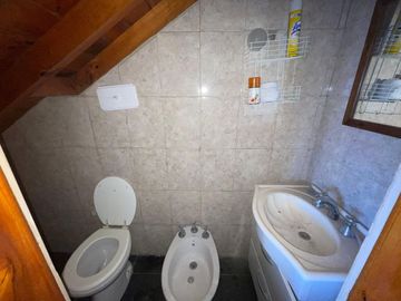 VENTA CASA 4 AMBIENTES CON QUINCHO GARAGE S. CLARA