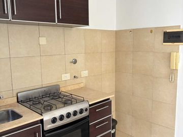 ALQUILER ANUAL-APTO PROFESIONAL PALIER SEMI PRIVAD