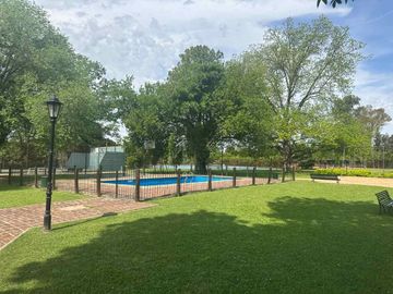 LOTE EN VENTA CARMEL COUNTRY CLUB EN PILAR