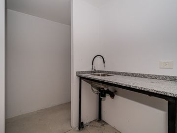VENTA OFICINA 80M2 EN PALERMO HOLLYWOOD A ESTRENAR