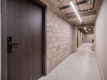 VENTA OFICINA 80M2 EN PALERMO HOLLYWOOD A ESTRENAR
