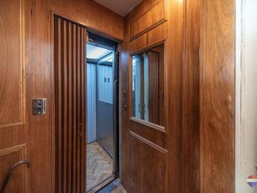 VENTA DEPARTAMENTO PISO ALTO 4 AMBIENTES PALERMO