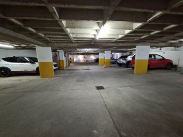 VENTA COCHERA EN B° GRAL PAZ EN EDIF MARTINICA VII
