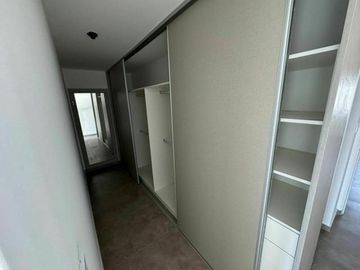 VENTA DEPTO  2  DORM FRENTE C/BALCON Y COCHERA opc