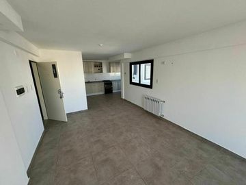VENTA DEPTO  2  DORM FRENTE C/BALCON Y COCHERA opc