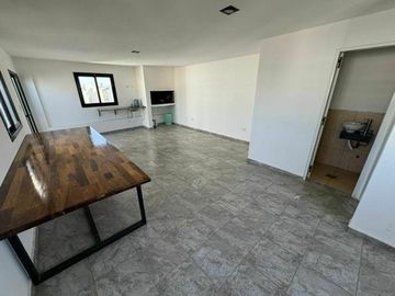 VENTA DEPTO  2  DORM FRENTE C/BALCON Y COCHERA opc