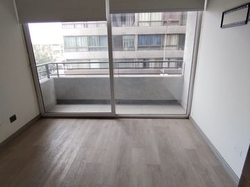 ARRIENDO HOME STUDIO SAN MARTIN 811 CON REFRIGERADOR