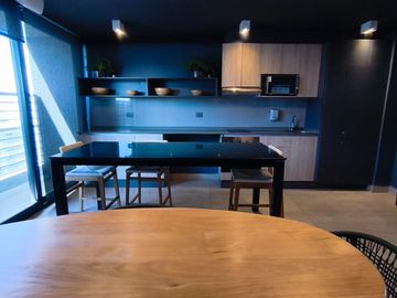 ARRIENDO HOME STUDIO SAN MARTIN 811 CON REFRIGERADOR