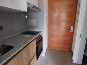 ARRIENDO HOME STUDIO SAN MARTIN 811 CON REFRIGERADOR