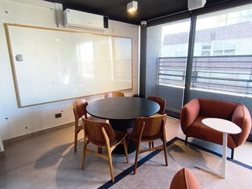 ARRIENDO HOME STUDIO SAN MARTIN 811 CON REFRIGERADOR