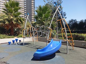 ARRIENDO 1D 1B AV MACUL 6335 METRO MACUL