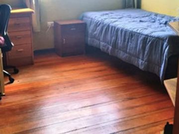 SE VENDE GRAN CASA DE 6 D 3 B, ESTAC Y SUBTE EN CERRO ALEGRE