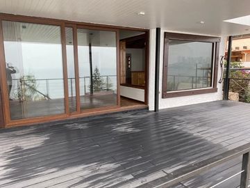 CASA CON HERMOSA VISTA EN PLAYA AMARILLA