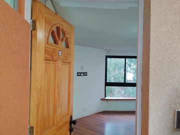 LINDO DEPARTAMENTO DE 3 D, 1 B, EN CENTRO DE REÑACA ALTO