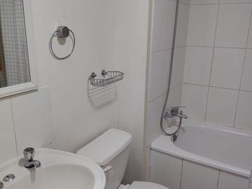 LINDO DEPARTAMENTO DE 3 D, 1 B, EN CENTRO DE REÑACA ALTO