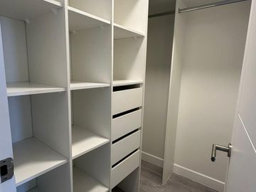 MODERNO DEPARTAMENTO EQUIPADO Y EXCELENTE UBICACIÓN