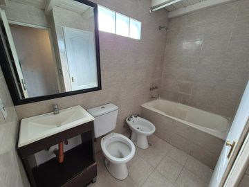 VENTA 2 AMBIENTES EN LOFT CON BALCON CASEROS