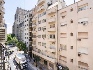 RECOLETA 4 AMB REFACCIONADO APTO PROFESIONAL
