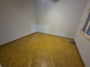 CASA 4 AMBIENTES EN VENTA CON LOCAL SOLDATI