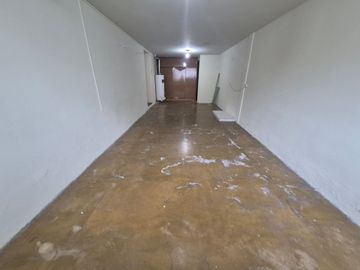 CASA 4 AMBIENTES EN VENTA CON LOCAL SOLDATI