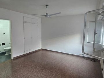 MONOAMBIENTE VENTA BELGRANO BALCON AMENABAR 2000