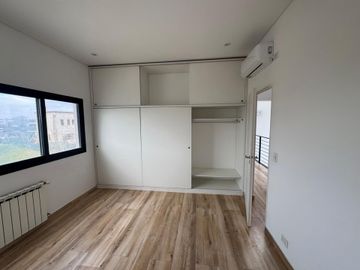 Alquiler casa 5 ambientes El cantón Puerto