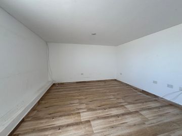 Alquiler casa 5 ambientes El cantón Puerto