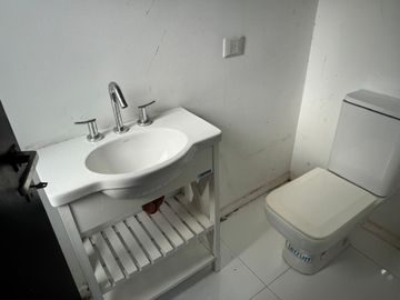 Alquiler casa 5 ambientes El cantón Puerto