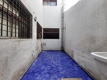 CASA EN VENTA LA PLATA A REFACCIONAR BARRIO NORTE