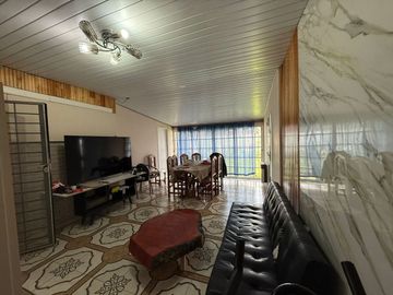 VENTA PH 3 AMB SAN MIGUEL CENTRO PARQUE