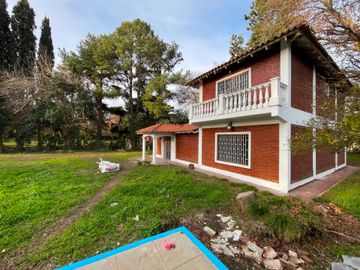 VENTA CASA DEL VISO 5 AMB AMPLIO PARQUE