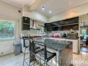 VENTA DE CASA EN BARRIO SAN IGNACIO