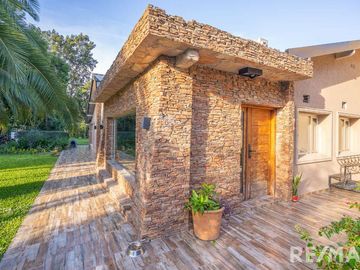 VENTA DE CASA EN BARRIO SAN IGNACIO