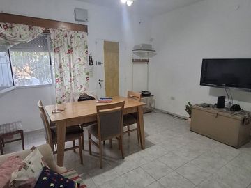 VENTA EN BLOCK 2 PH C/GARAGE + PATIO + LAV + TERRA