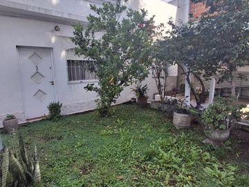 VENTA EN BLOCK 2 PH C/GARAGE + PATIO + LAV + TERRA