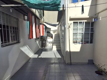 VENTA EN BLOCK 2 PH C/GARAGE + PATIO + LAV + TERRA