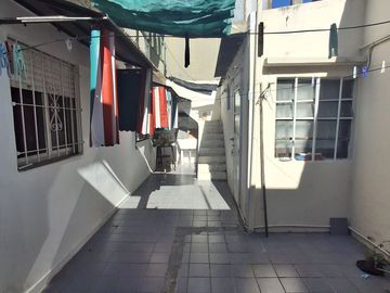 VENTA EN BLOCK 2 PH C/GARAGE + PATIO + LAV + TERRA