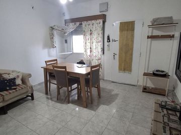 VENTA EN BLOCK 2 PH C/GARAGE + PATIO + LAV + TERRA