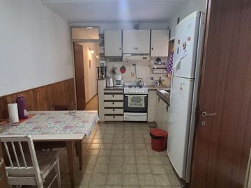 VENTA EN BLOCK 2 PH C/GARAGE + PATIO + LAV + TERRA