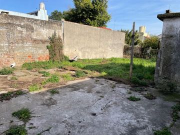 VENTA DE 3 DPTOS EN BLOCK. LOTE DE 400 MTS2